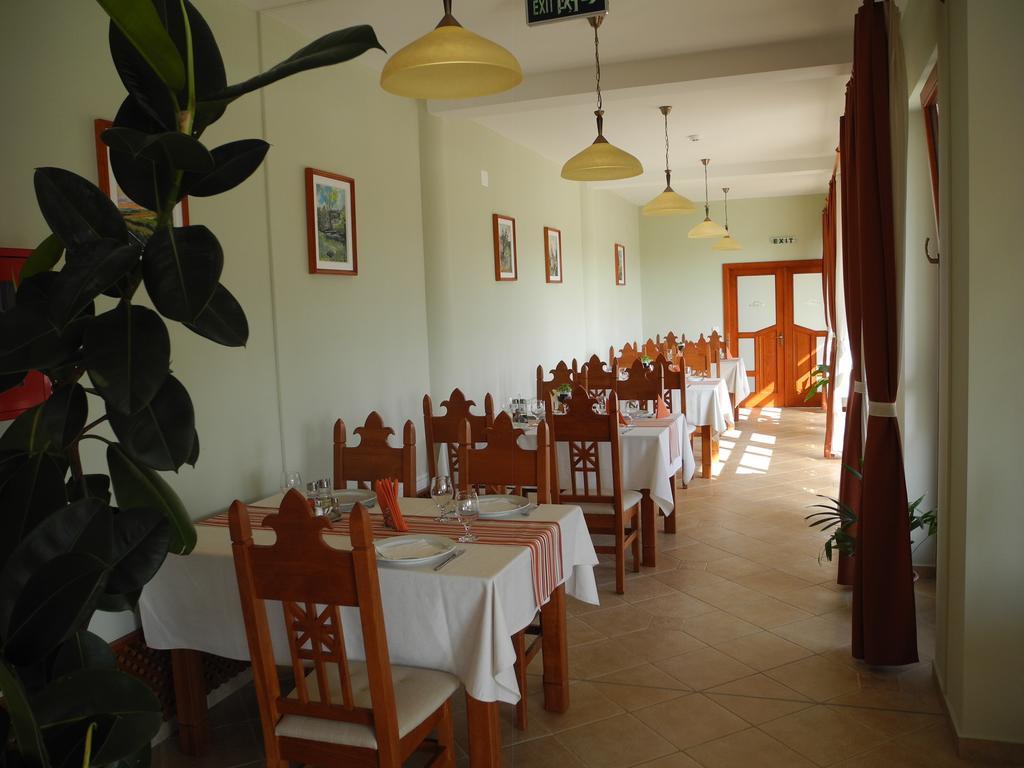 Bonanza Pensiune&Restaurant Mera Exterior foto